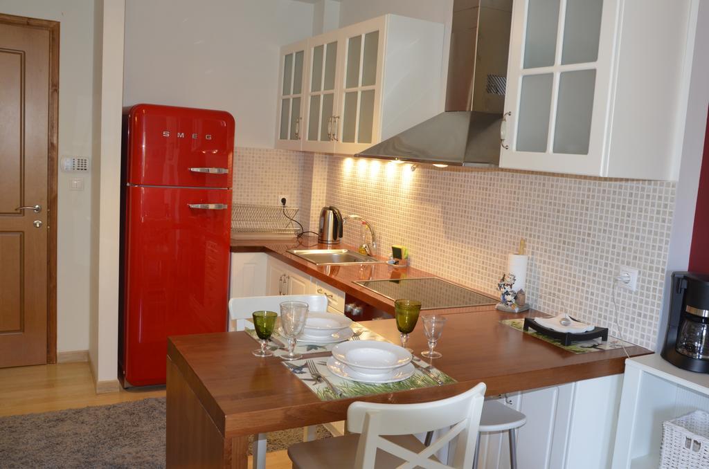 Kalavrita Luxurious Apartments エクステリア 写真
