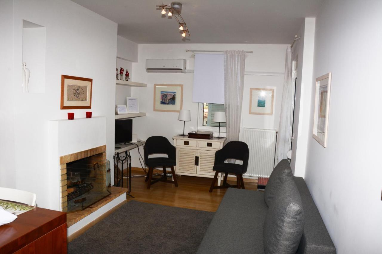 Kalavrita Luxurious Apartments エクステリア 写真